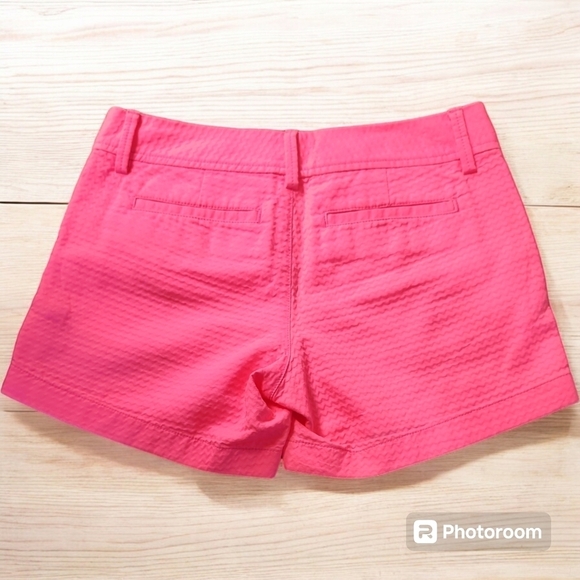Lilly Pulitzer Vibrant Pink Chic and Casual Shorts for Women - Picture 5 of 9